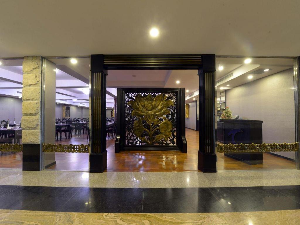 Taw Win Garden Hotel Yangon Exteriör bild