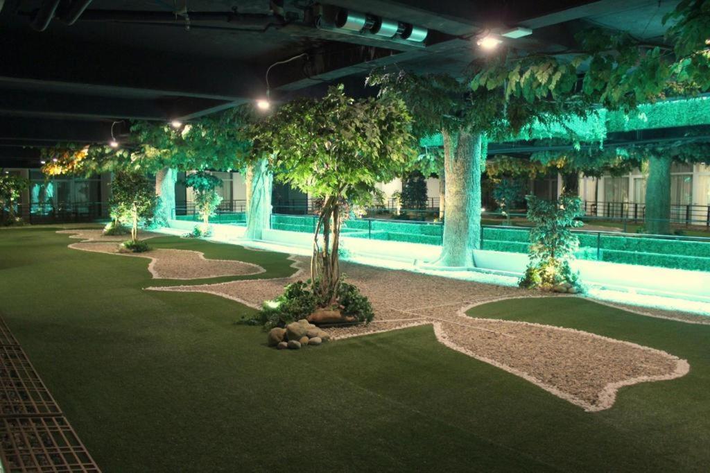 Taw Win Garden Hotel Yangon Exteriör bild