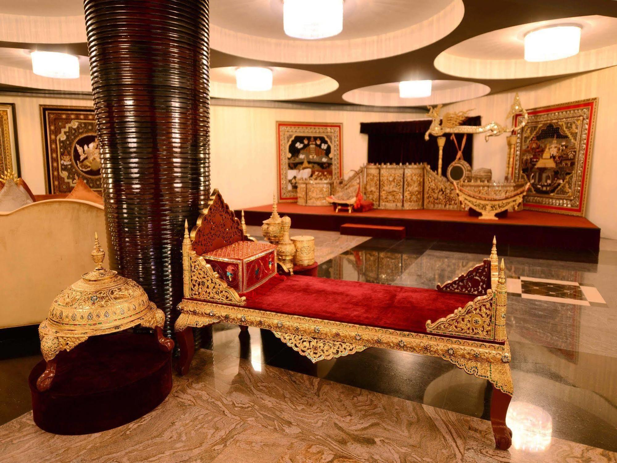 Taw Win Garden Hotel Yangon Exteriör bild
