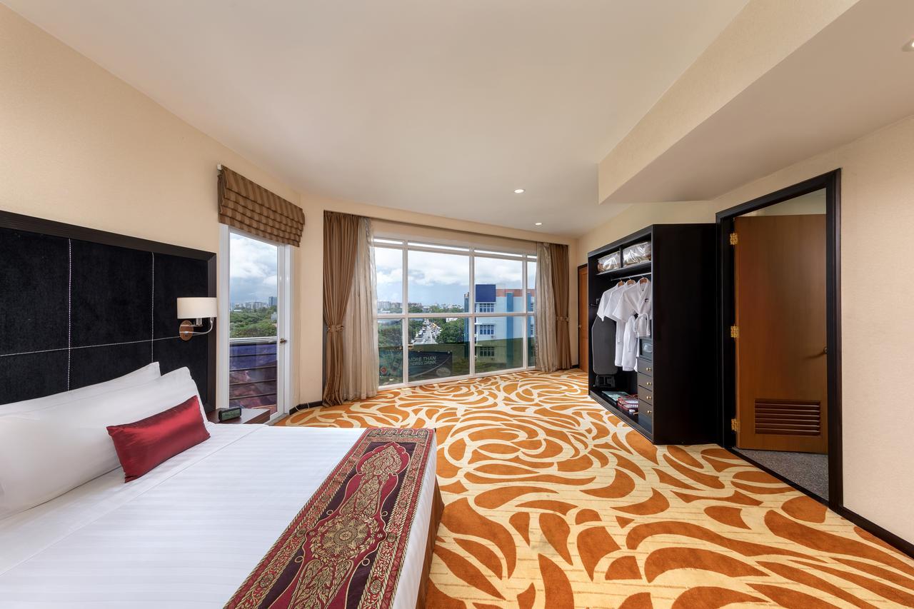 Taw Win Garden Hotel Yangon Exteriör bild