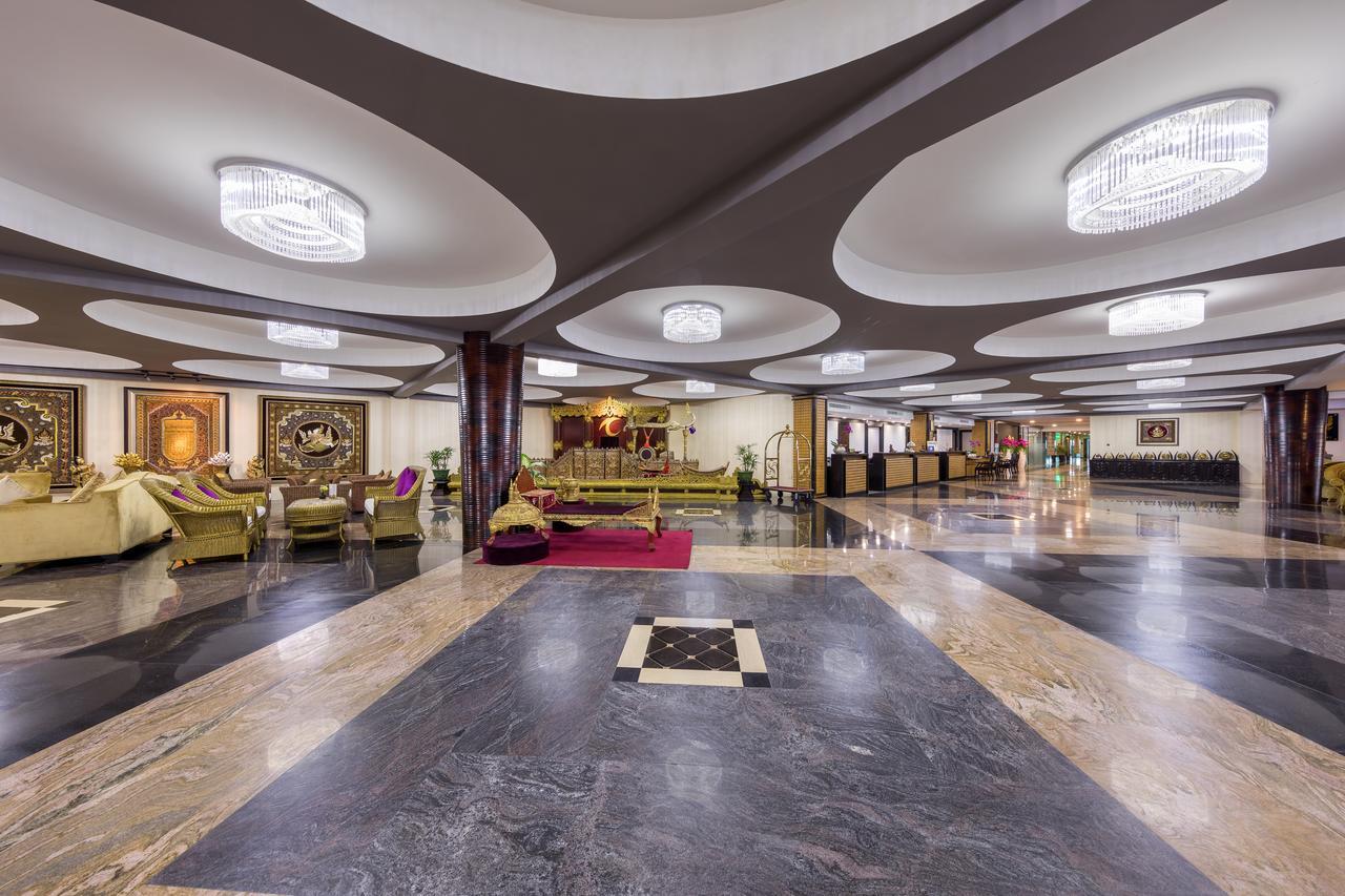 Taw Win Garden Hotel Yangon Exteriör bild