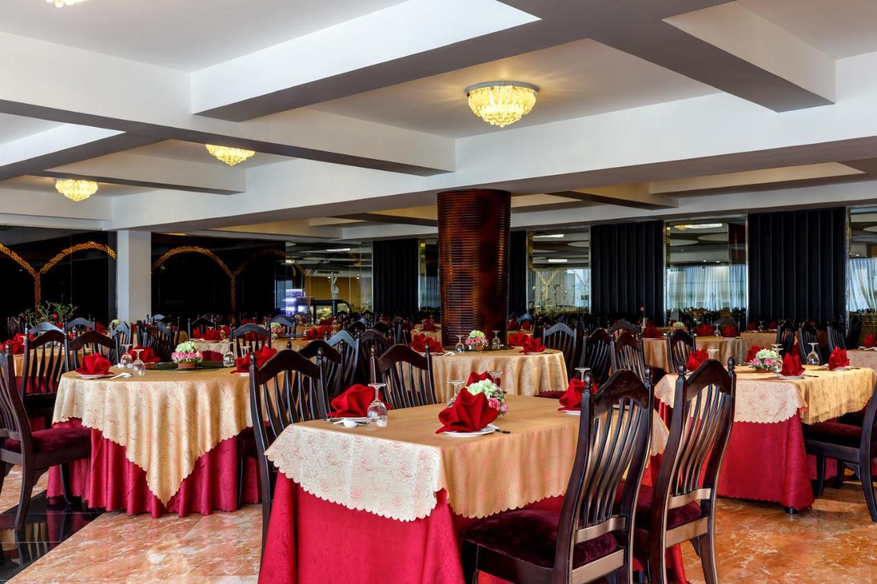 Taw Win Garden Hotel Yangon Exteriör bild